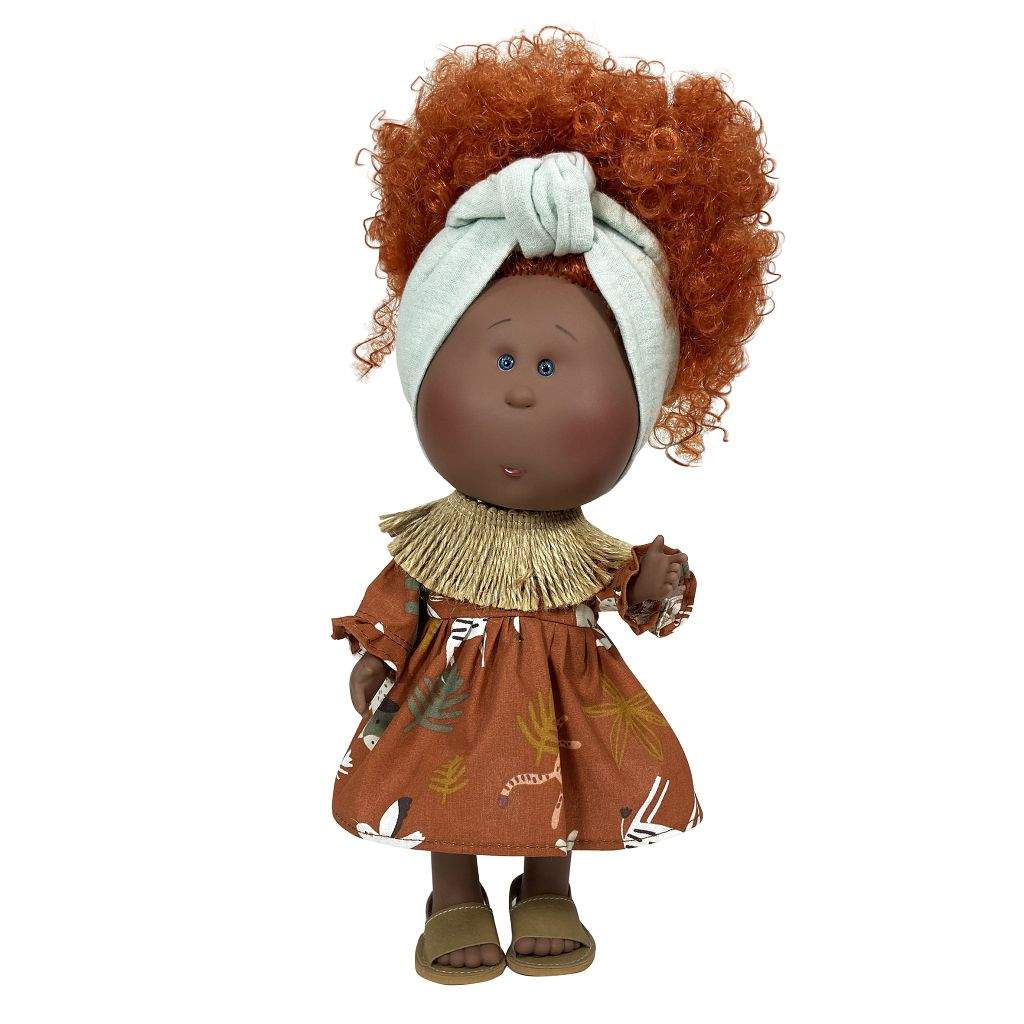 Mia Doll